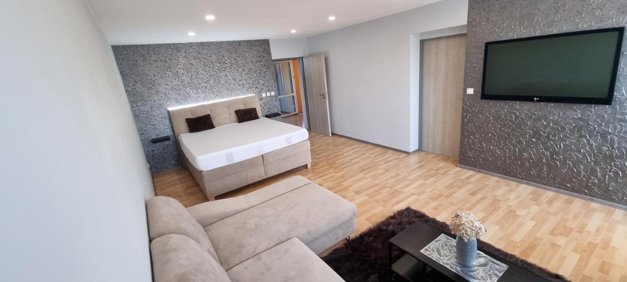 Apartman Viktorie Mikulov Exterior photo